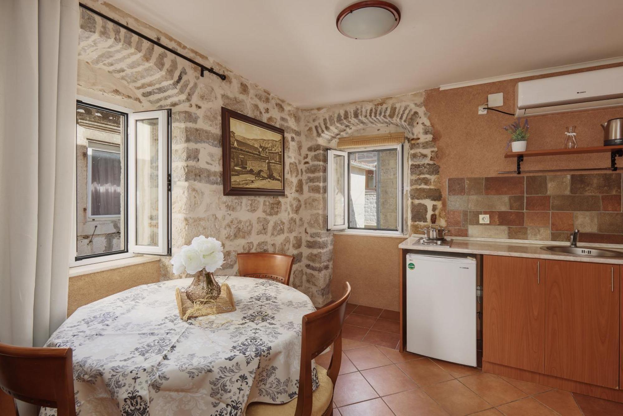 G-apart Apartment *